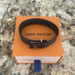 Louis Vuitton Men’s Slim Bracelet